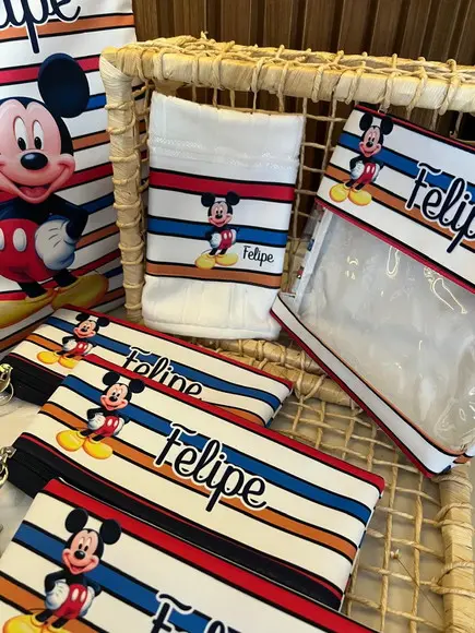 Kit Escolar Mickey .