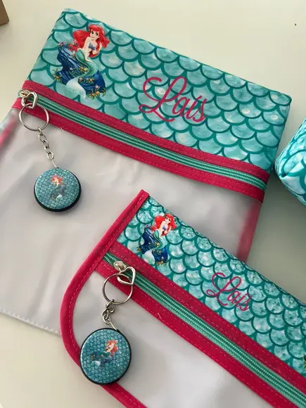Kit Escolar Saquinhos de Roupa , Porta Higiene e Necessaire
