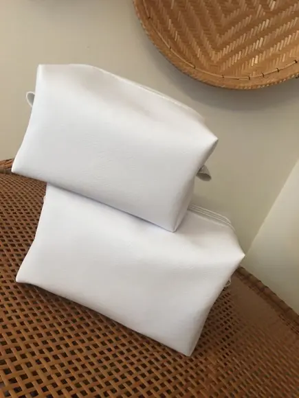 Necessaire Bordada Olho Grego