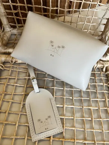 Necessaire e Tag Mala Gravados a Laser