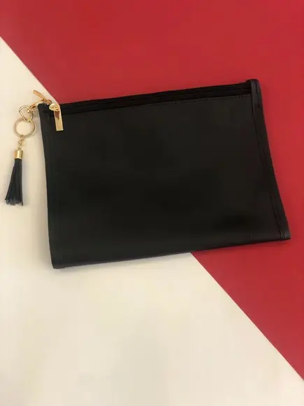 Porta Calcinhas Limpas e Sujas.