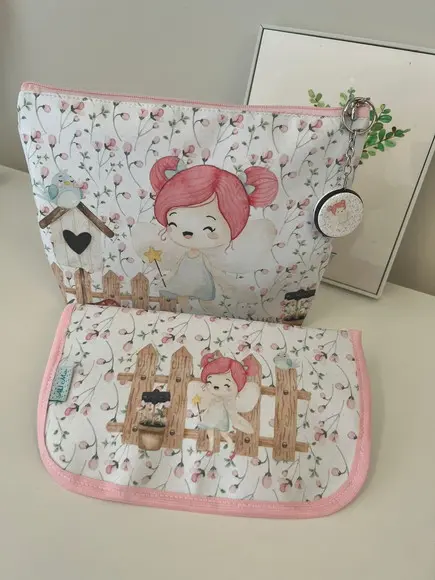Porta Higiene Escolar + Necessaire Hora do Banho .