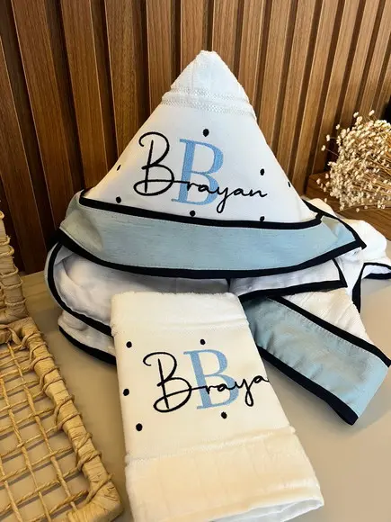 Toalha Bordada Infantil Personalizada