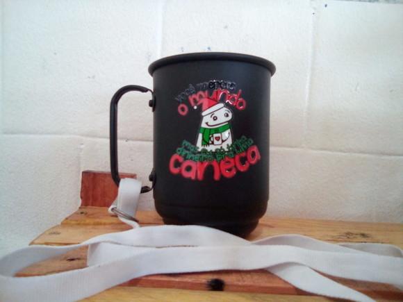 Caneca Alumínio Preta c/ Tirante Personalizada