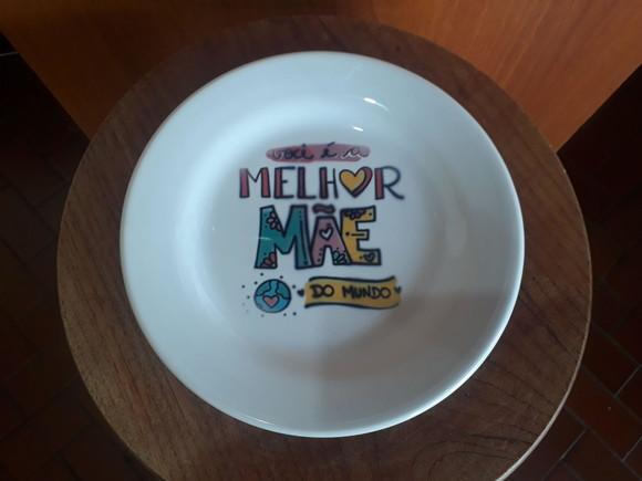 Prato de Porcelana com Suporte