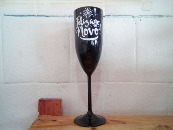 Taça de Champanhe Preta Personalizada