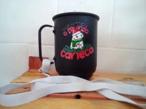 Caneca Alumínio Preta c/ Tirante Personalizada