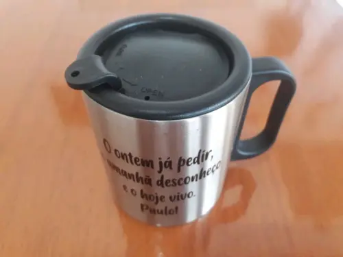 Caneca Térmica de Alumínio Personalizada