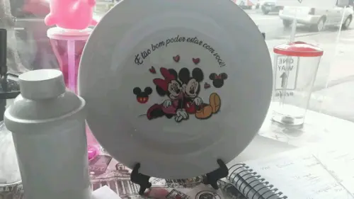 Prato de Porcelana