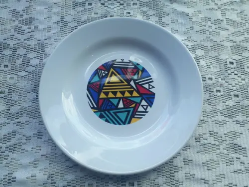 Prato de Porcelana com Suporte