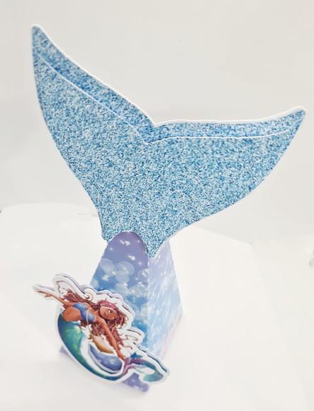 Caixa Cone Pequena Sereia 2023