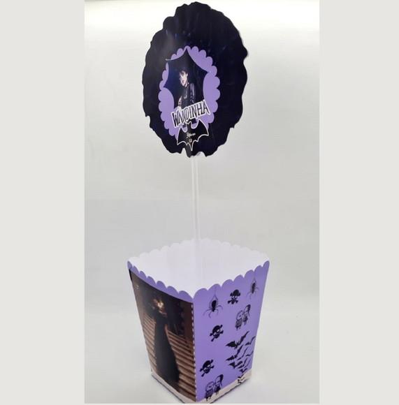 Centro de Mesa Wandinha Addams