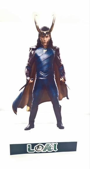Kit Display de Mesa Loki