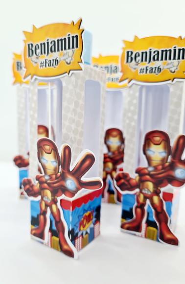 Tubetes com Caixinha os Vingadores