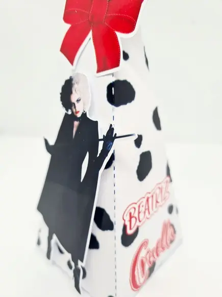 Caixa Cone Cruella - Pirâmide Cruella