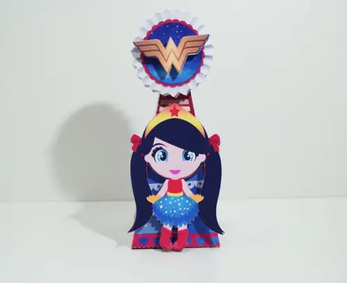 Caixa Cone Mulher Maravilha
