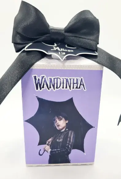 Caixa Milk Wandinha Addams
