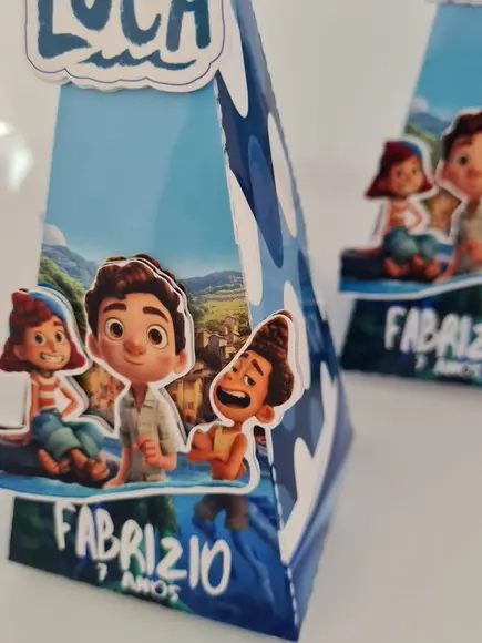 Caixa Pirâmide Luca Disney
