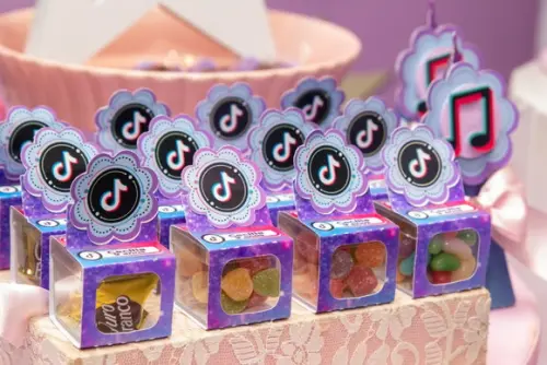 Caixinha Acrílica Tik Tok