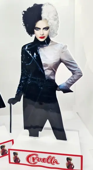 Kit Display Cruella
