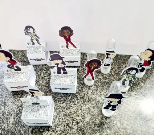 Kit Mini Lembrancinhas Michael Jackson