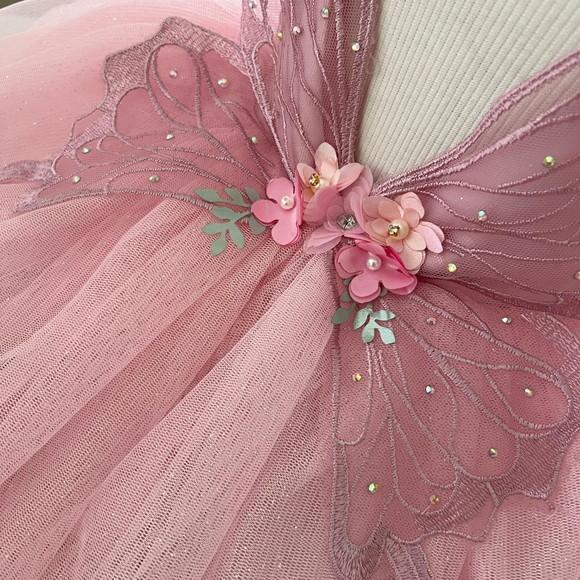 Delicado, Mágico e Absolutamente Encantador, Este Vestido In