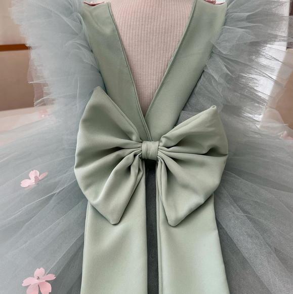 Vestido Infantil Luxo Verde com Borboletas e Flores 3d ? Fes