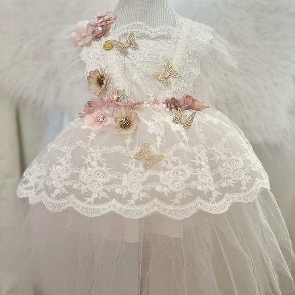 Vestido Renda Flores e Borboletas