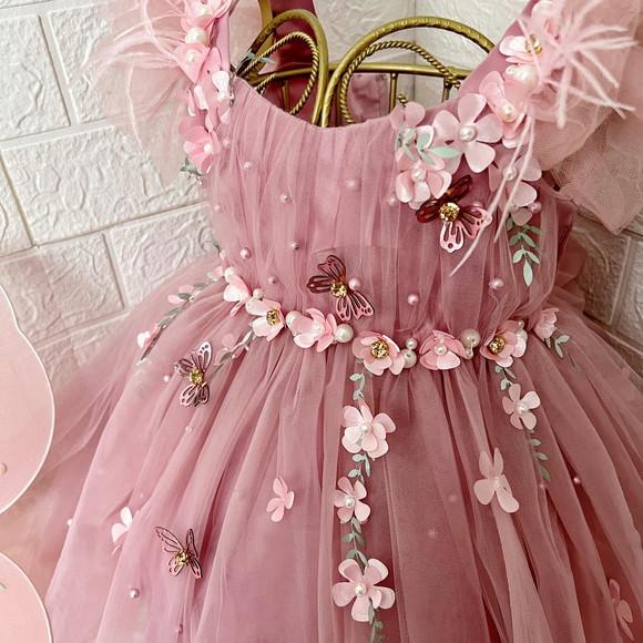 Vestido Rosa e Rose Jardim Encantado