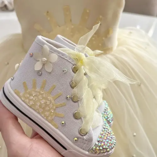 Tênis Infantil Personalizado com Bordado Sol