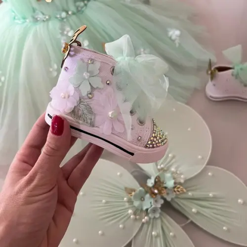 Tênis Infantil Personalizado Verde Água com Flores 3d