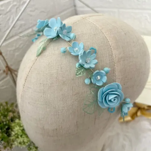 Tiara Flores Azul