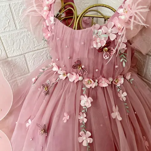 Vestido Rosa e Rose Jardim Encantado