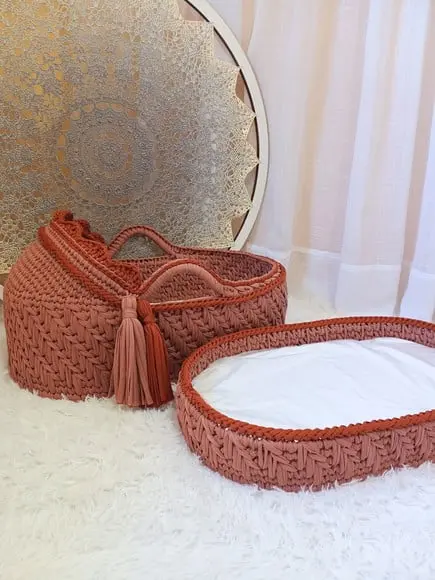 Conjunto Berço Moisés e Trocador de Fraldas para Quarto Bebê