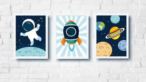 Kit Quadros Decoração Infantil Astronauta e Planetas A4