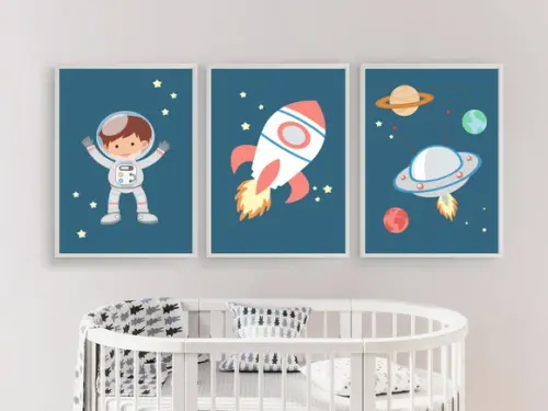Kit Quadros Decoração Infantil Astronauta Foguete e Nave A3