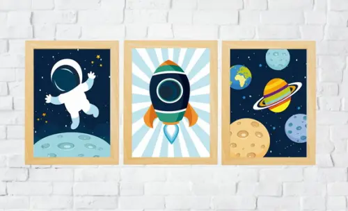 Kit Quadros Decoração Infantil Astronauta Foguete e Planetas