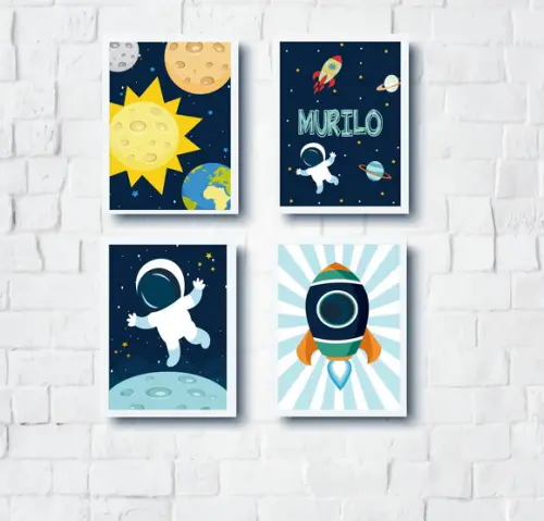 Quadros Decoração Infantil Astronauta Foguete e Planetas A4