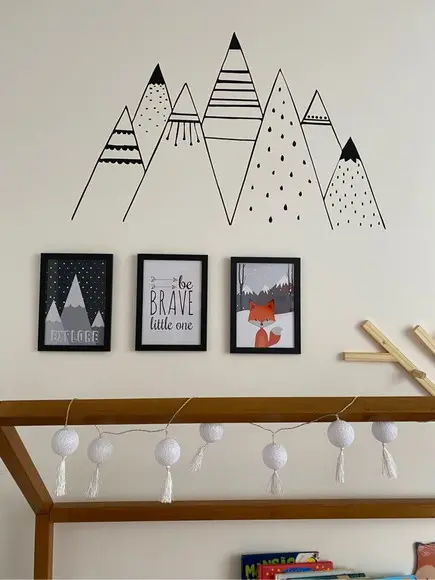 Quadros Infantil Urso Polar Montanhas e Raposa