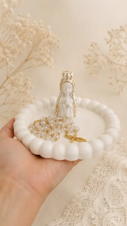 Conjunto Nossa Senhora e Bandeja em Cimento