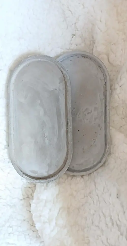 Bandeja Oval em Cimento Natural 17 cm