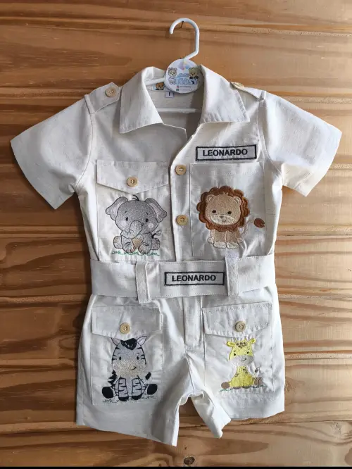 🌿✨ Macacão Safari Personalizado! 🦁🦒🐘🦓