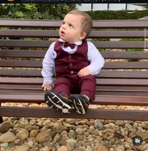 Roupa de Festa para Bebê Menino - Look Elegante Sob Medida