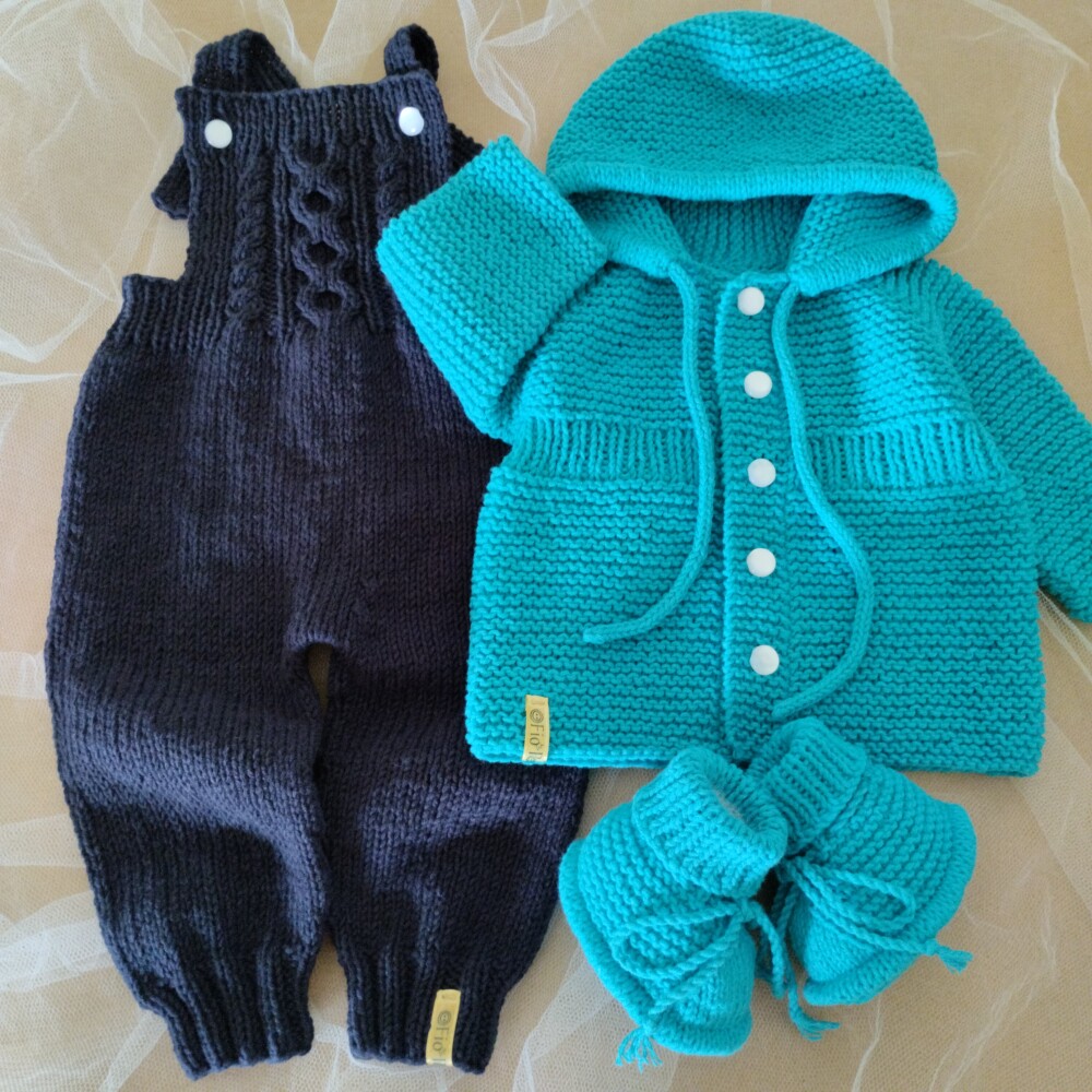 Conjunto bebê tricô feito à mão casaquinho com capuz jardinei