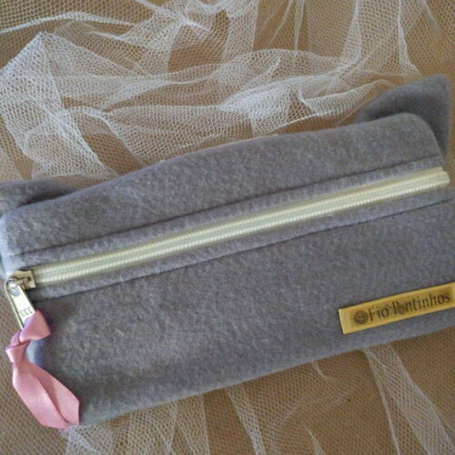 Estojo Necessaire em Feltro Gatinha Cinza
