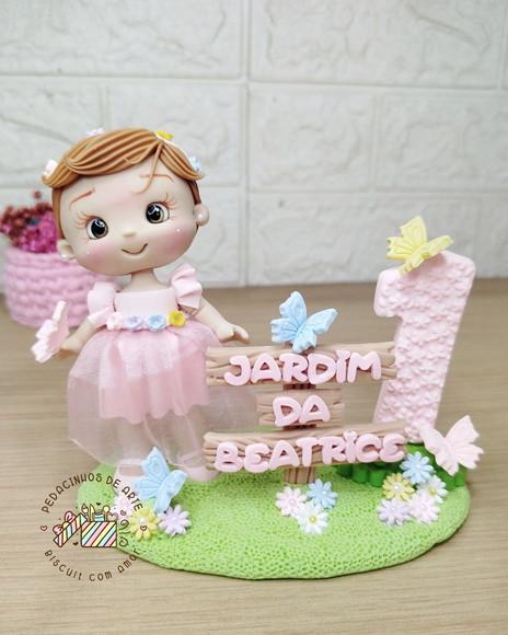 Topo de Bolo Personalizado Vela Biscuit Jardim das Borboleta