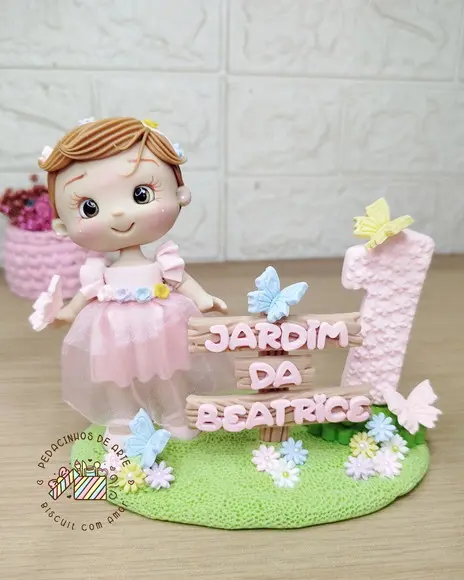 Topo de Bolo Personalizado Vela Biscuit Jardim das Borboleta