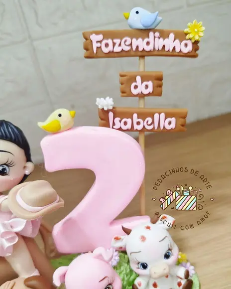 Topo de Bolo Vela Biscuit Fazendinha Menina