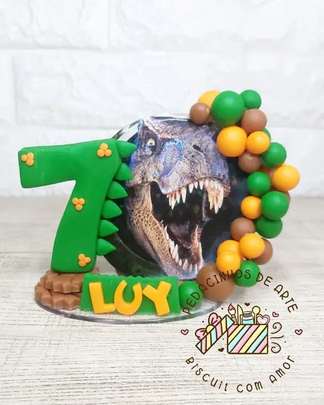 Topo de Bolo Vela Cenário Dinossauro