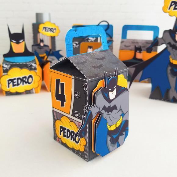 Kit 40 Peças Lembrancinha - Batman + Brinde
